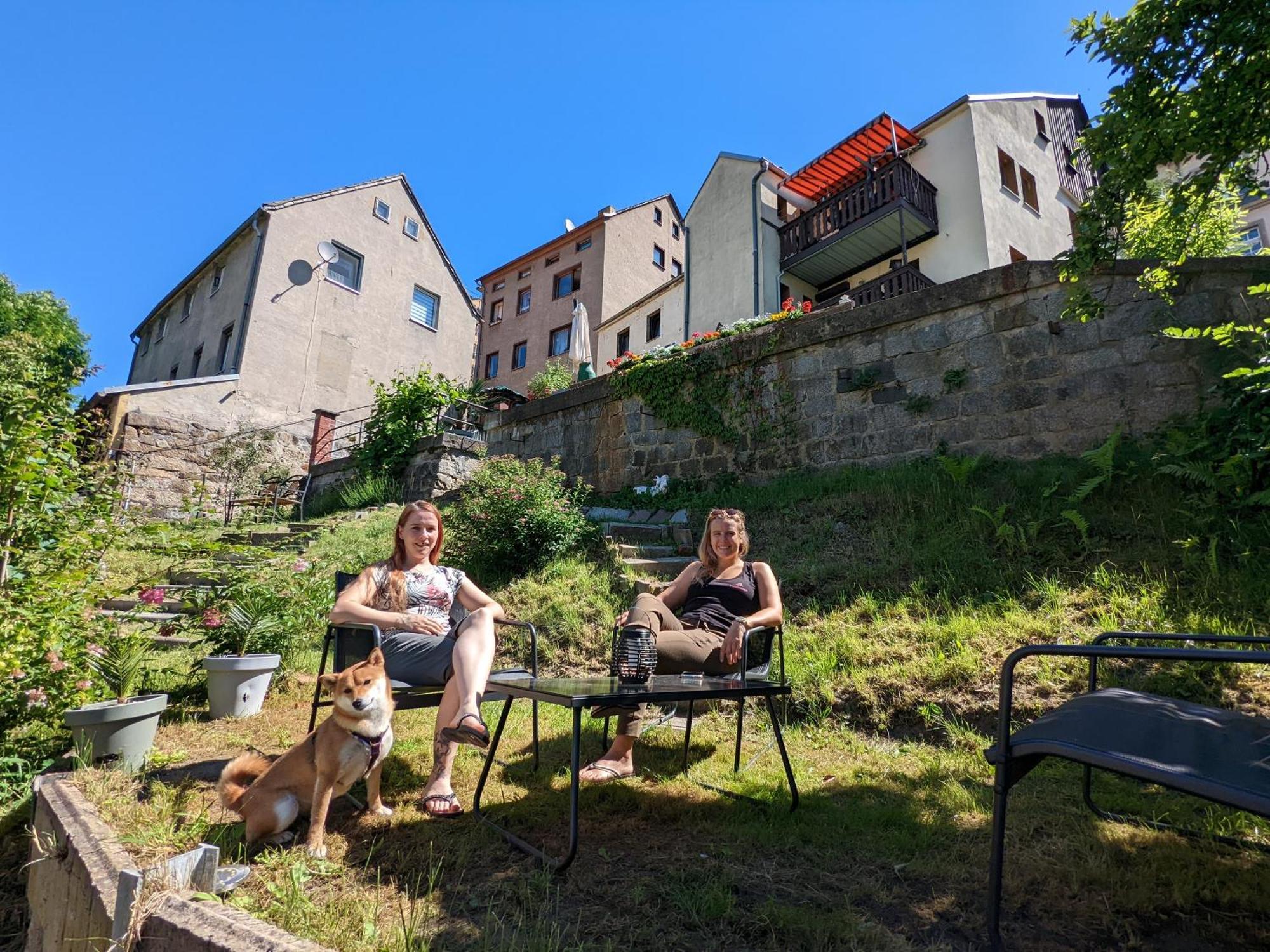 Famzi - Urlaubsmagie - Familienwohnung Mit Gemeinschaftsgarten, -Sauna & -Pool Sebnitz Zewnętrze zdjęcie