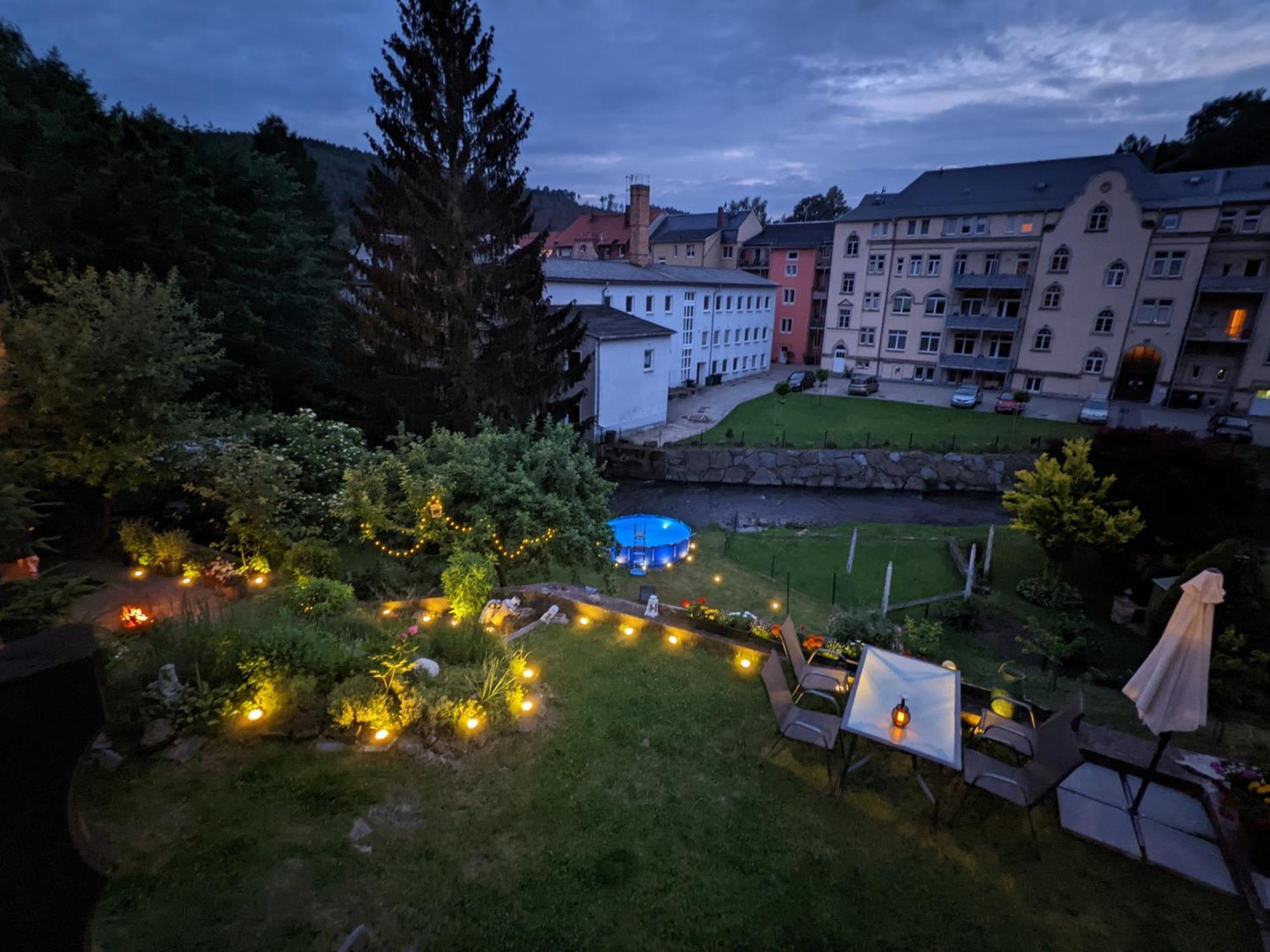 Famzi - Urlaubsmagie - Familienwohnung Mit Gemeinschaftsgarten, -Sauna & -Pool Sebnitz Zewnętrze zdjęcie