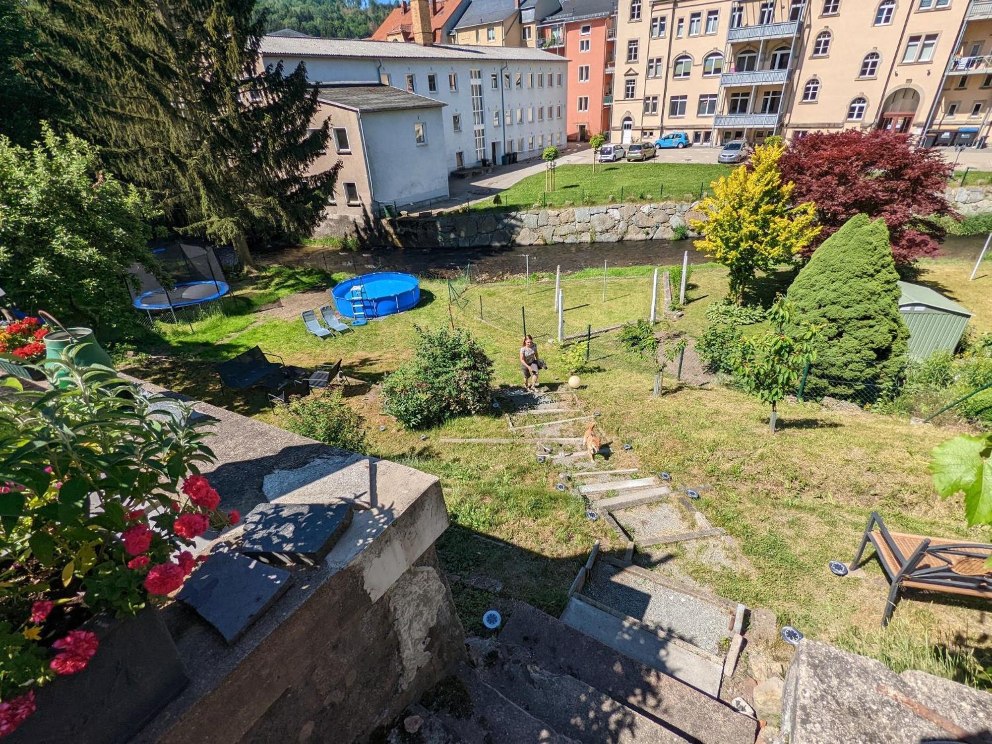 Famzi - Urlaubsmagie - Familienwohnung Mit Gemeinschaftsgarten, -Sauna & -Pool Sebnitz Zewnętrze zdjęcie