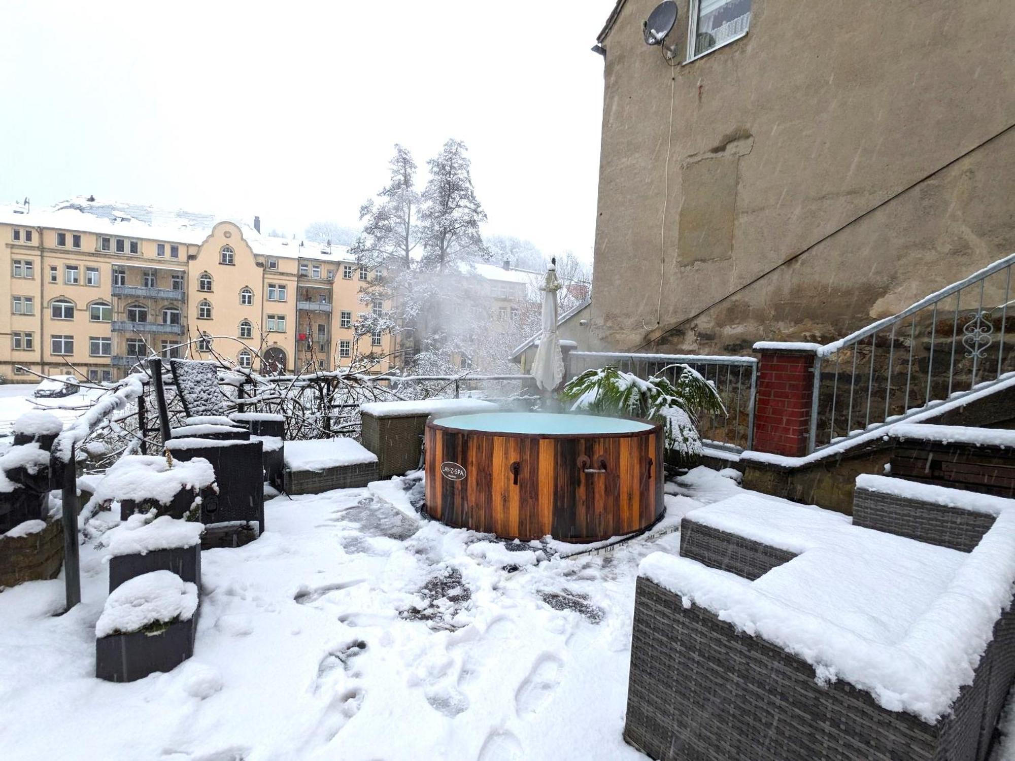 Famzi - Urlaubsmagie - Familienwohnung Mit Gemeinschaftsgarten, -Sauna & -Pool Sebnitz Zewnętrze zdjęcie